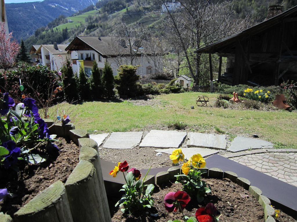 Aparthotel Garni Haus Hubertus มัลเลส เวนอสตา ภายนอก รูปภาพ