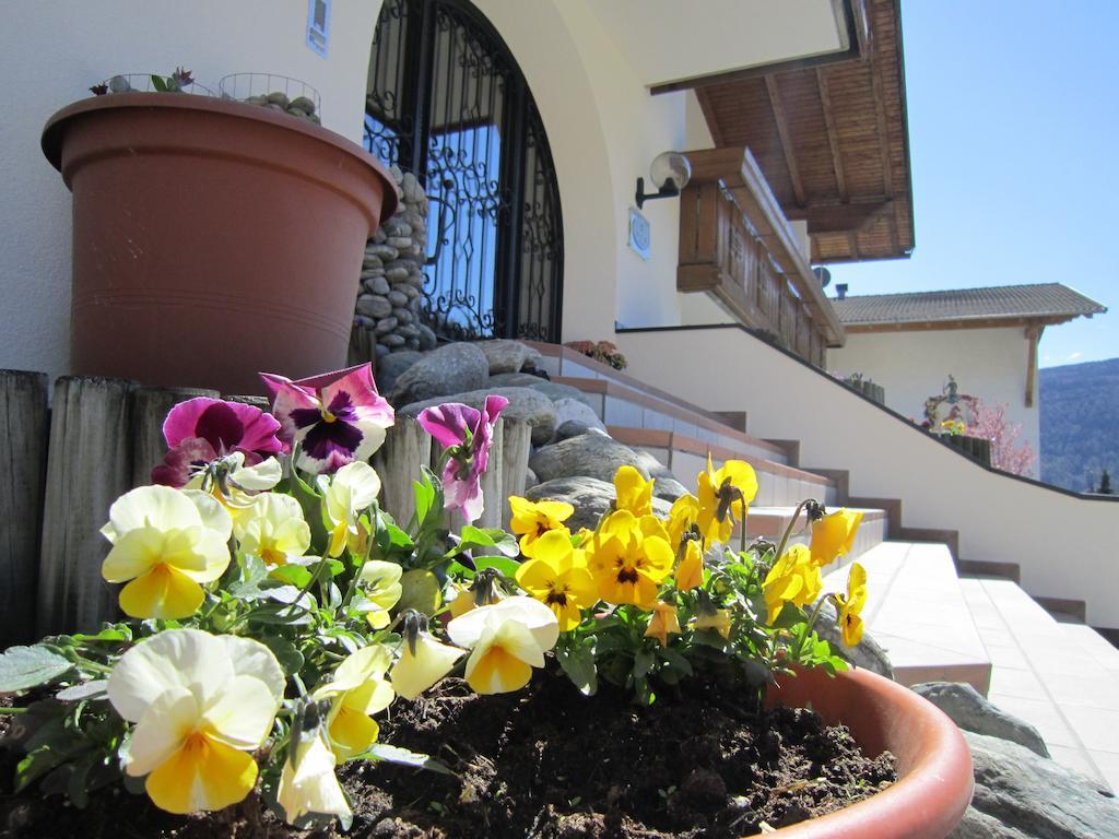 Aparthotel Garni Haus Hubertus มัลเลส เวนอสตา ภายนอก รูปภาพ