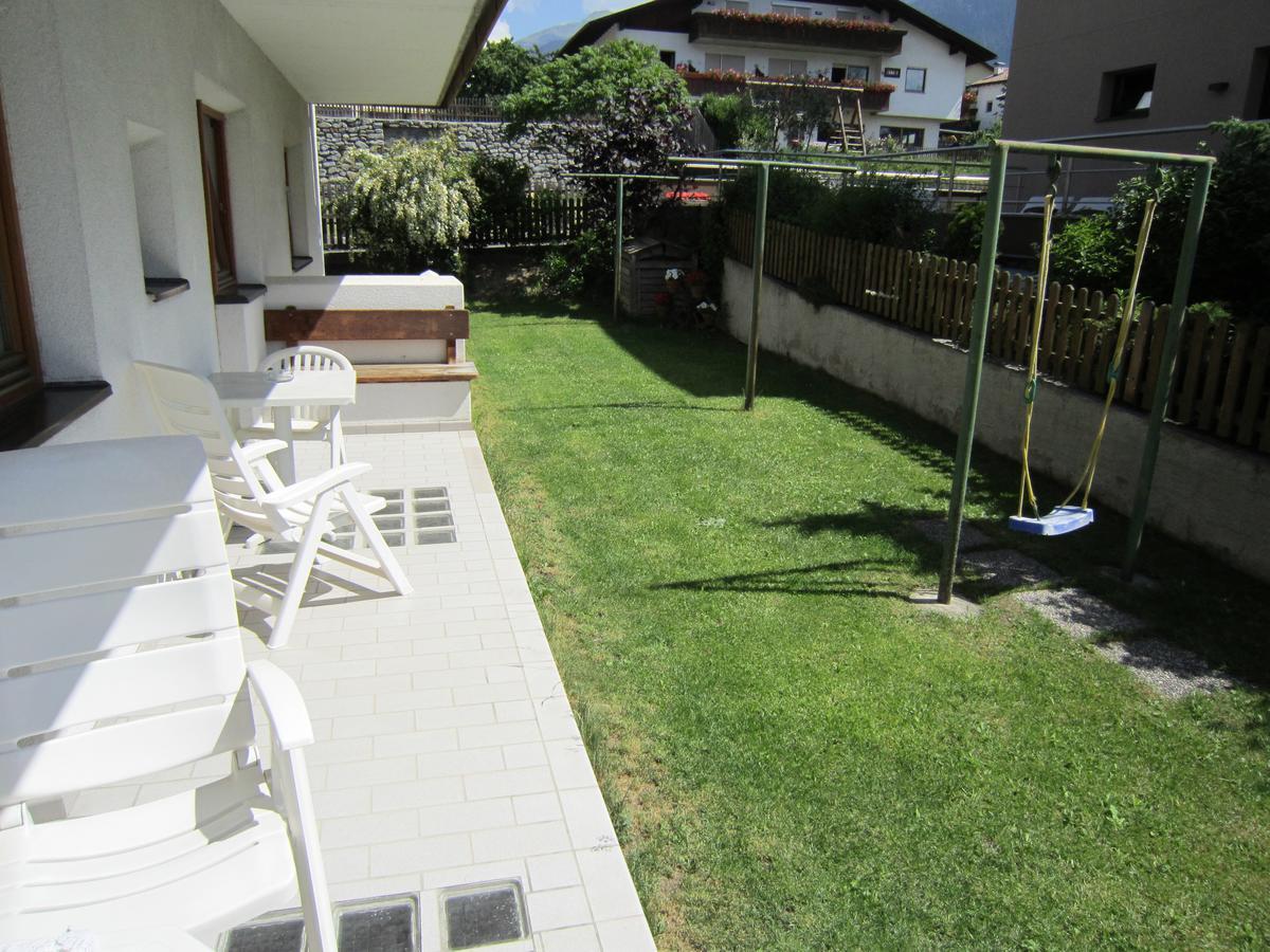 Aparthotel Garni Haus Hubertus มัลเลส เวนอสตา ภายนอก รูปภาพ